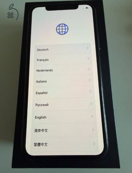 Iphone 11 Pro 64GB független gyári dobozzal, tartozékokkal