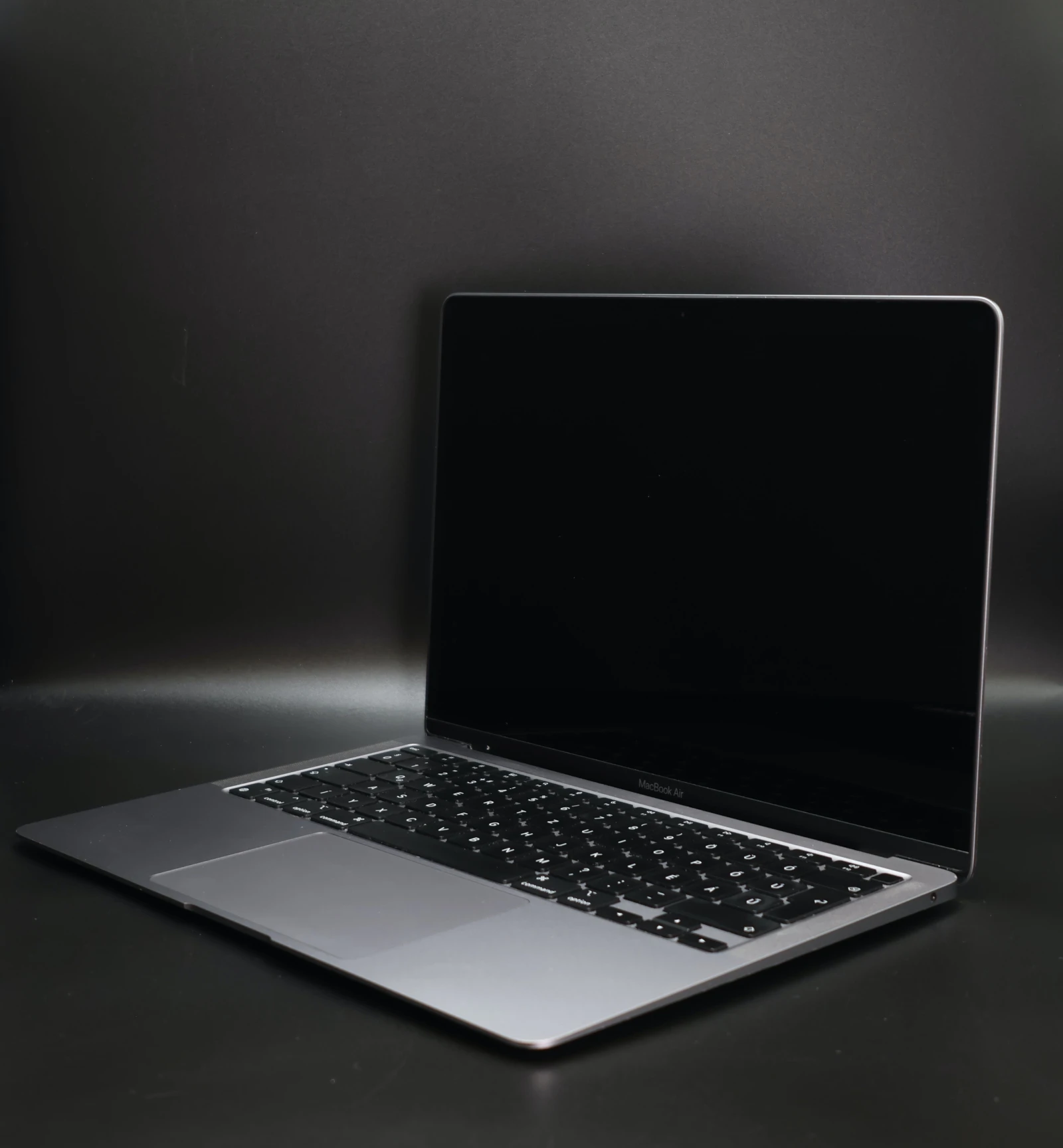 Apple MacBook Air 13″ 2020 M1 256 GB Space Gray 85% akku - 12 HÓ GARANCIA