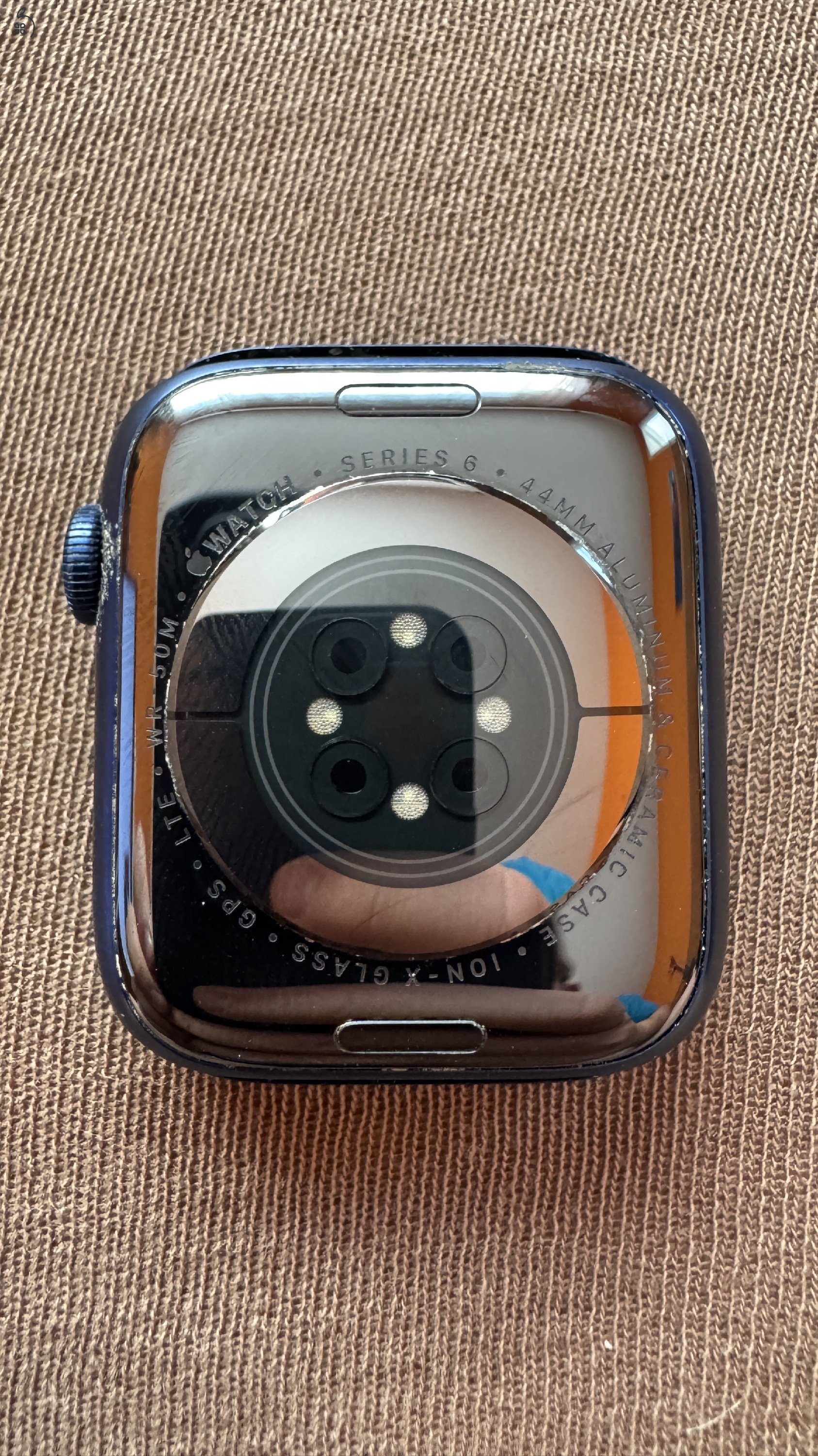 Apple Watch Series 6 44 mm (GPS + Cellular)