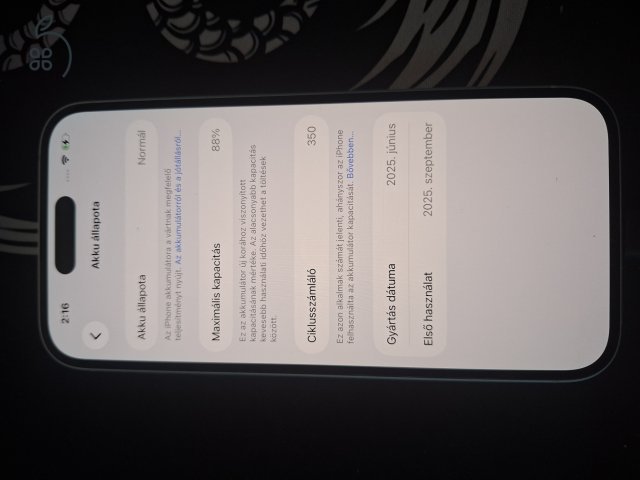 iPhone 15 256GB Kék (Karcmentes, újszerű állapot, 88% akku)
