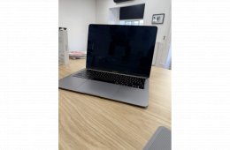 Apple MacBook Air 2019 Space Gray Használt 