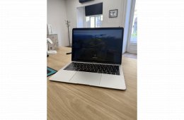 Apple MacBook Air 2018 Silver Használt 