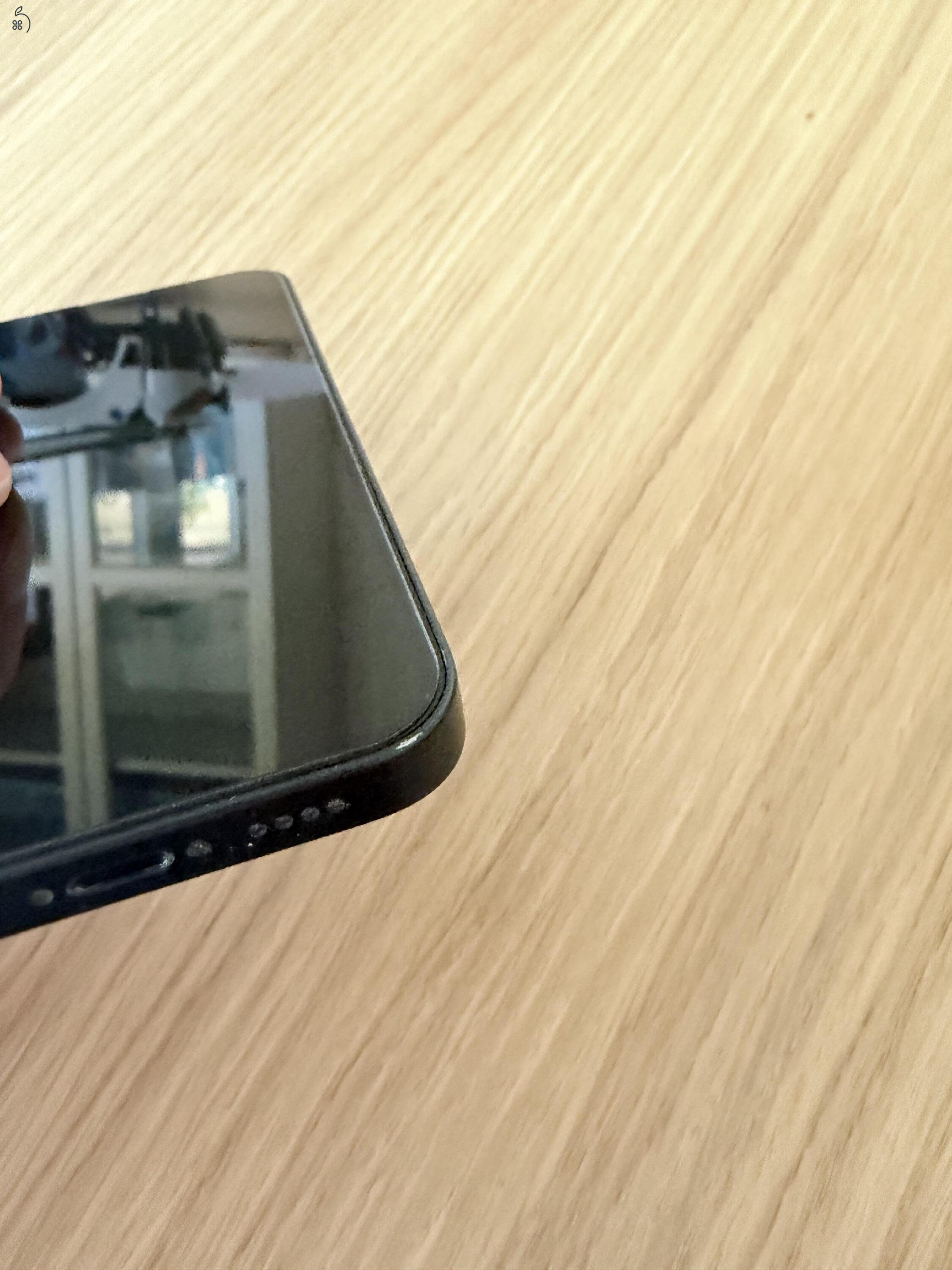 Újszerű fekete iPhone 13mini 128Gb