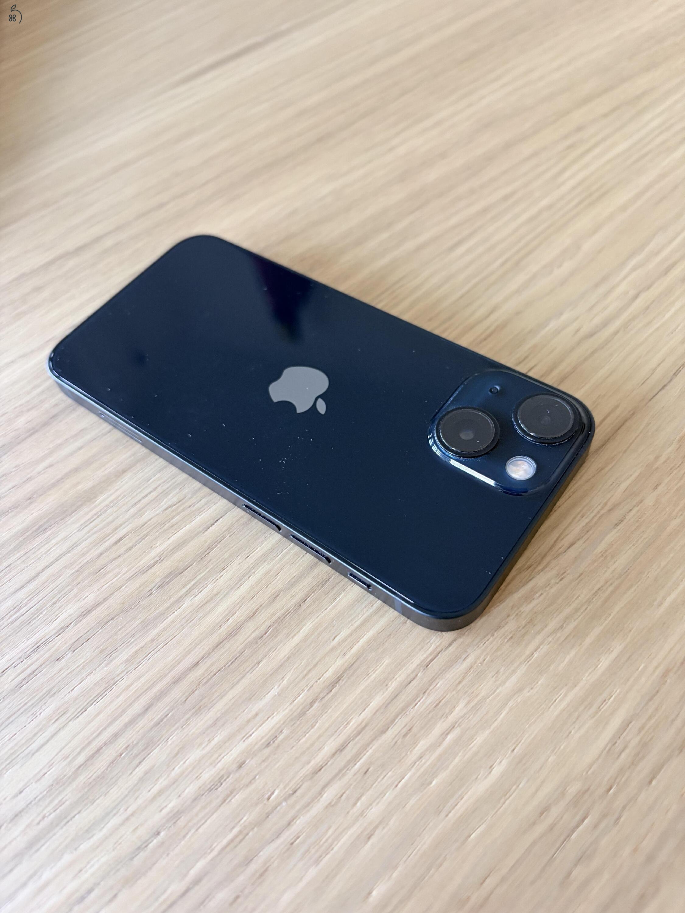 Újszerű fekete iPhone 13mini 128Gb