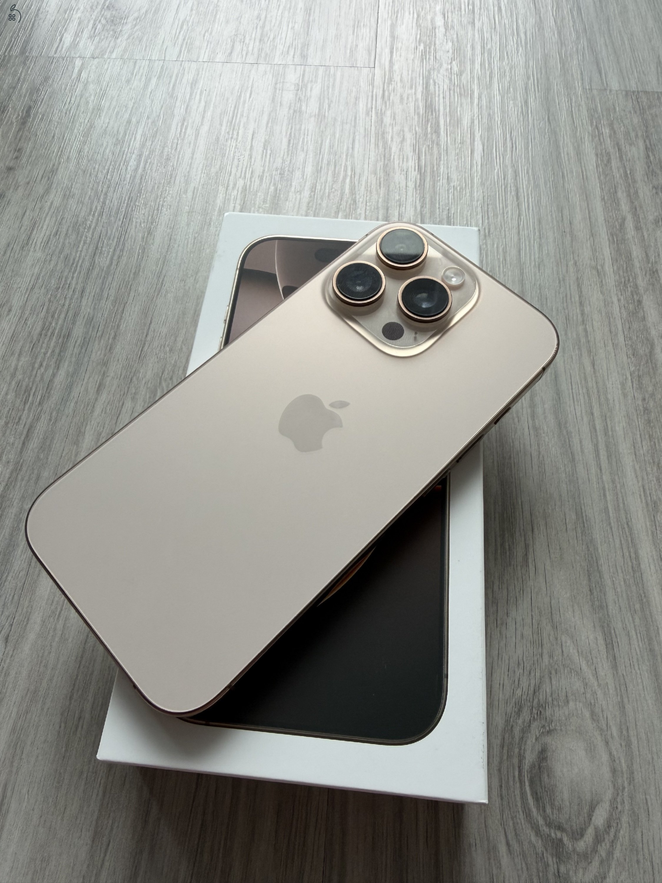 Iphone 16 Pro, Desert Titanium, 256GB