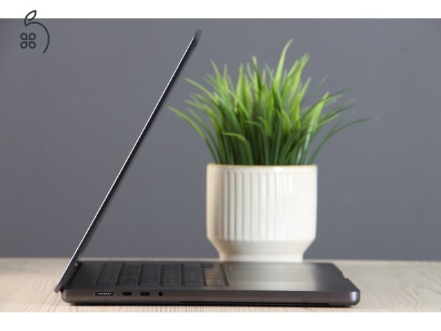 Apple Macbook Pro 16