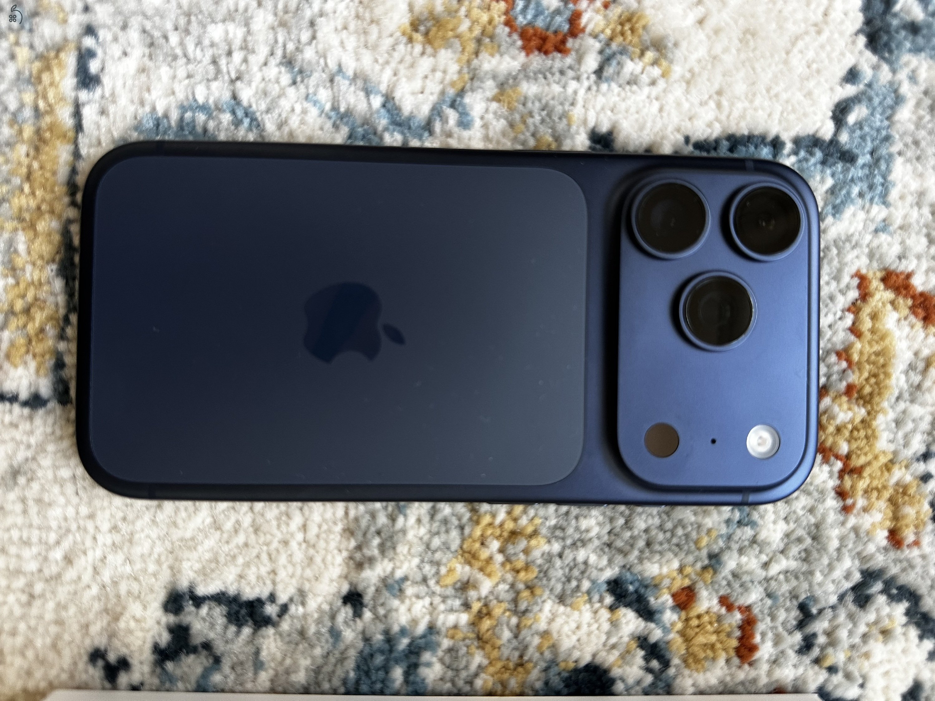 Iphone 17 pro 256 gb - új állapot + garancia (06.02.-án vásárolt)