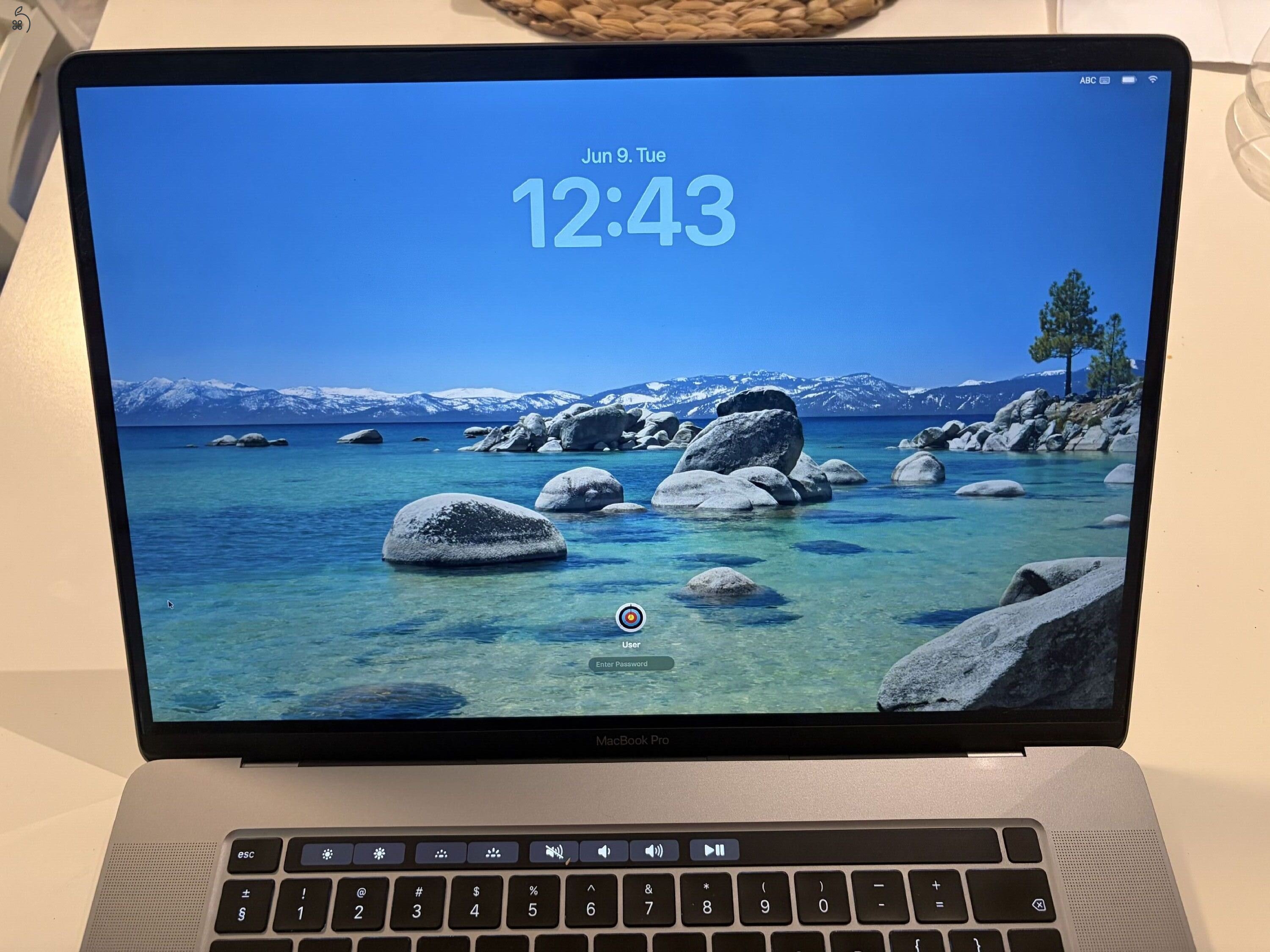 Macbook Pro 16