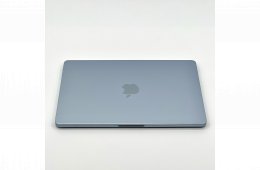 MacBook Air 13″ 2025, M4 8 Core, 16 GB RAM, 10 core GPU, 256 GB SSD, Sky Blue 27% Áfás, 0501BE 