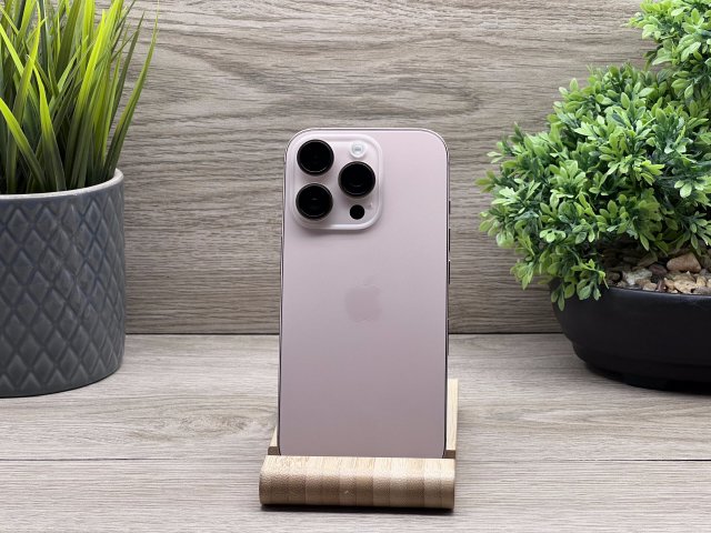 Hibátlan iPhone 16 Pro Desert Titanium 128GB 2 ÉV Garanciával 93%
