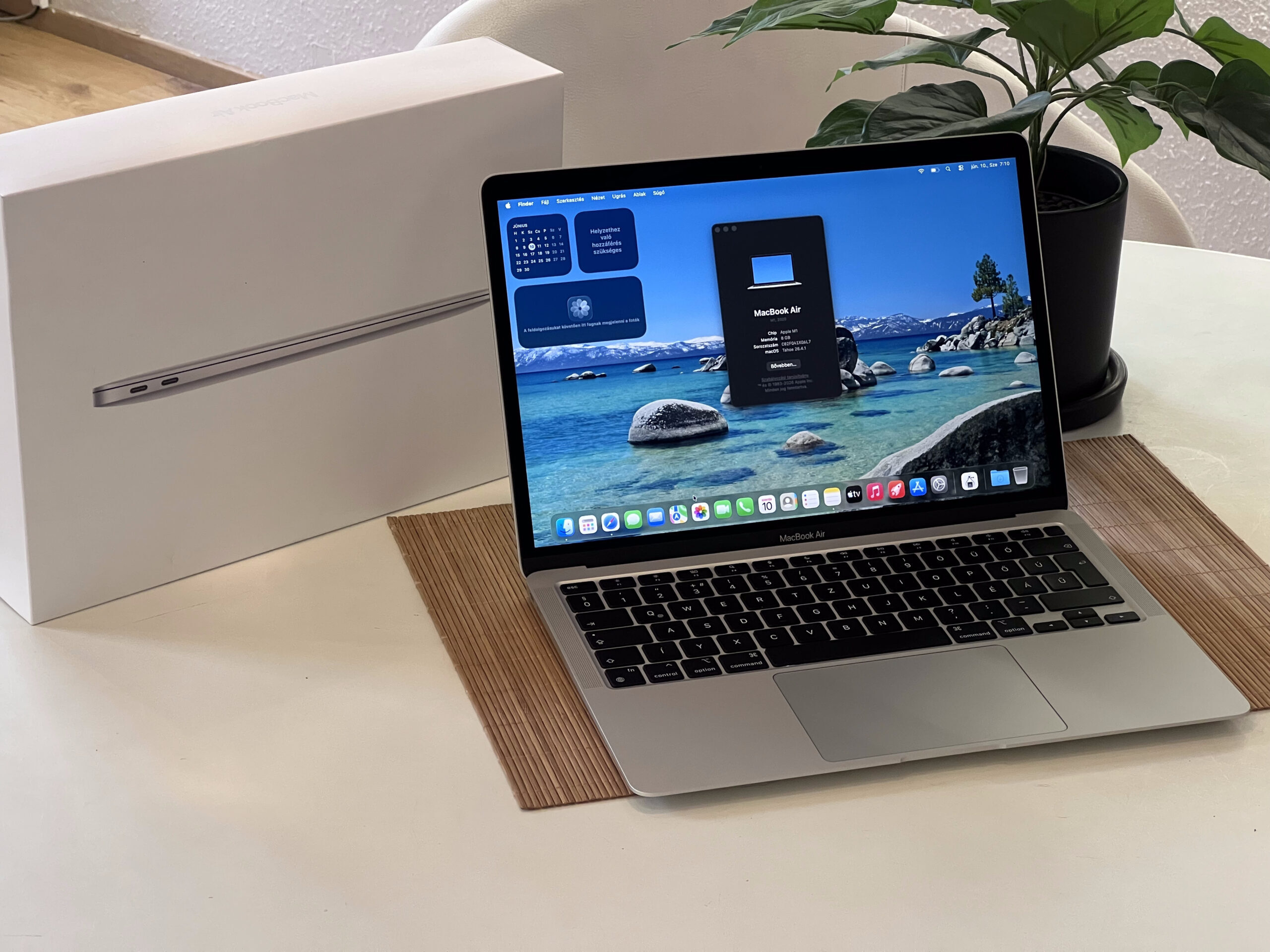 Hibátlan MacBook Air 2020 M1 13” 256GB 8GB 2 ÉV Garanciával