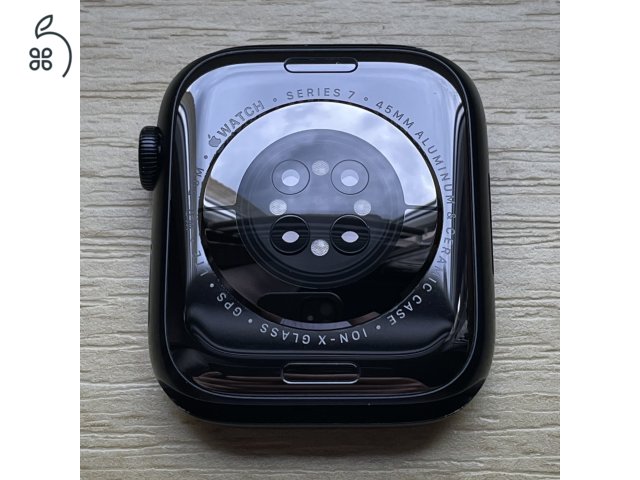 Apple Watch Series 7 45mm GPS+Cellular (Midnight) + 4 db szíj