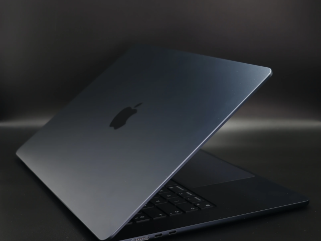 Apple MacBook Air M2 2023 15