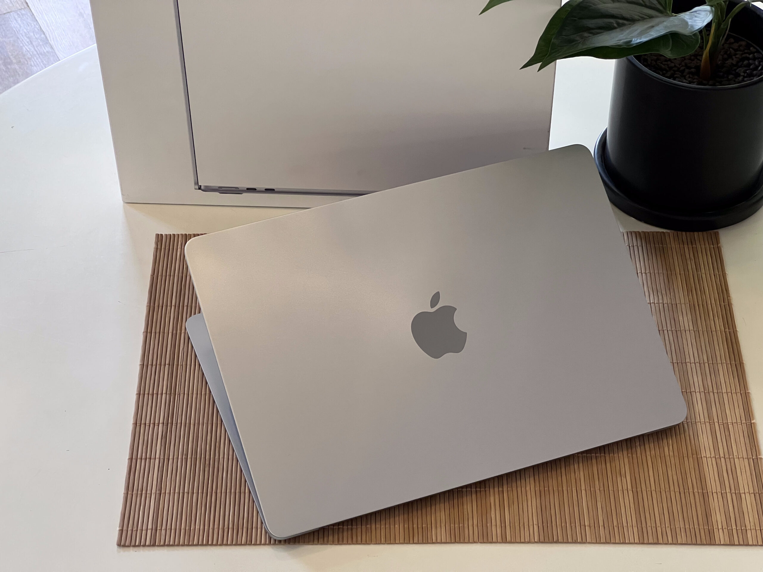 Hibátlan MacBook Air 2025 M4 SkyBlue 13” 256GB 16GB 2 ÉV Garanciával 100%