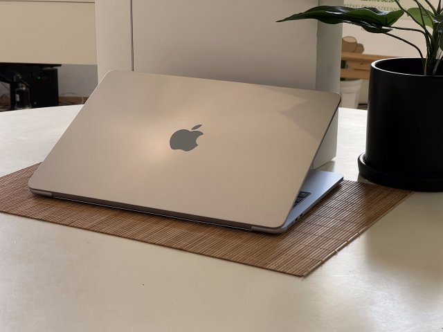Hibátlan MacBook Air 2025 M4 SkyBlue 13” 256GB 16GB 2 ÉV Garanciával 100%