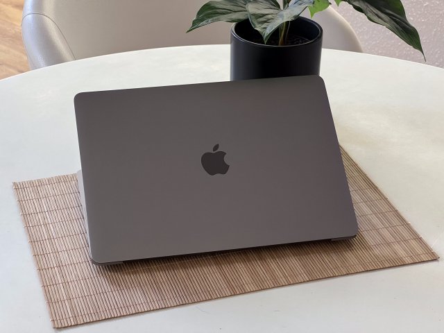 Hibátlan MacBook Air 2020 M1 13” 256GB 8GB 2 ÉV Garanciával