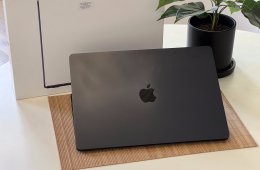 Hibátlan MacBook Air 2022 M2 15” 256GB 8GB 2 ÉV Garanciával
