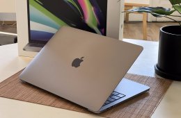 Hibátlan MacBook Pro  2022 M2 13” 512GB 2 ÉV Garanciával
