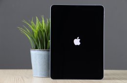 Használt Apple iPad Air 4 64GB kék WFfi A US-8157