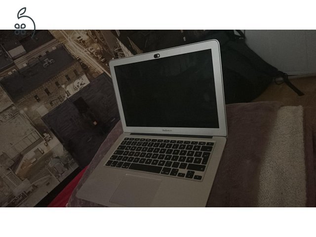 MACBOOK AIR 13