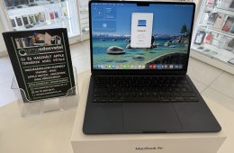 MacBook Air M2 13