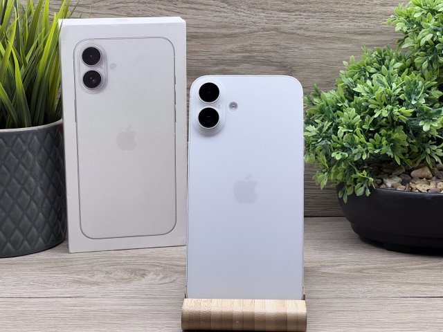 Hibátlan iPhone 16 Plus White 128GB 2 ÉV Garanciával 93%