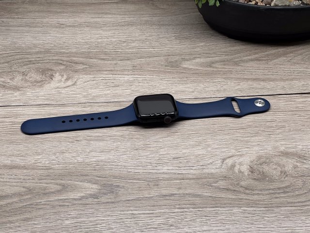 Hibátlan Apple Watch SE2 Midnight 40mm CELL 2 ÉV Garanciával