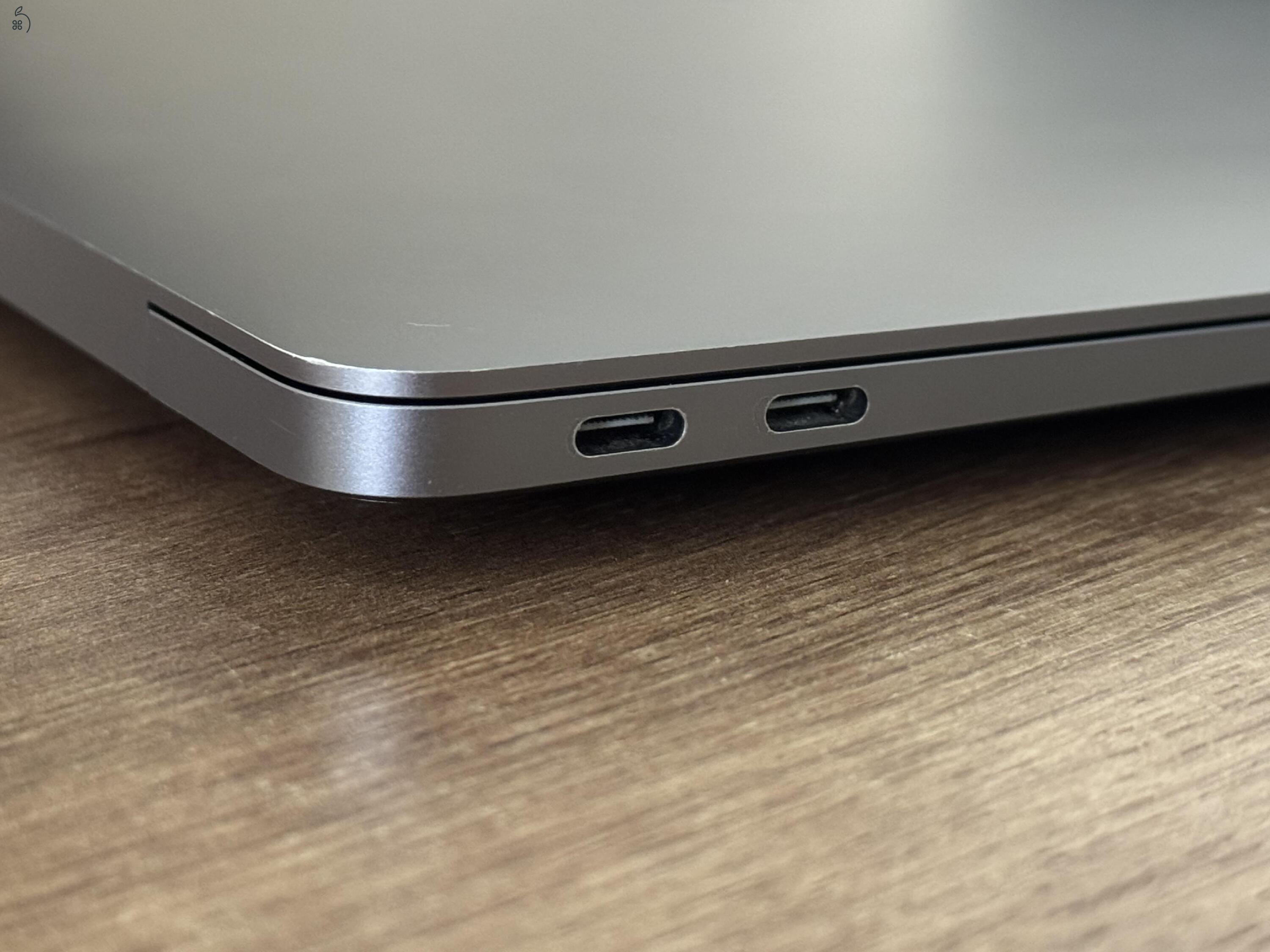 Apple Macbook Air M1 2020 8/256GB