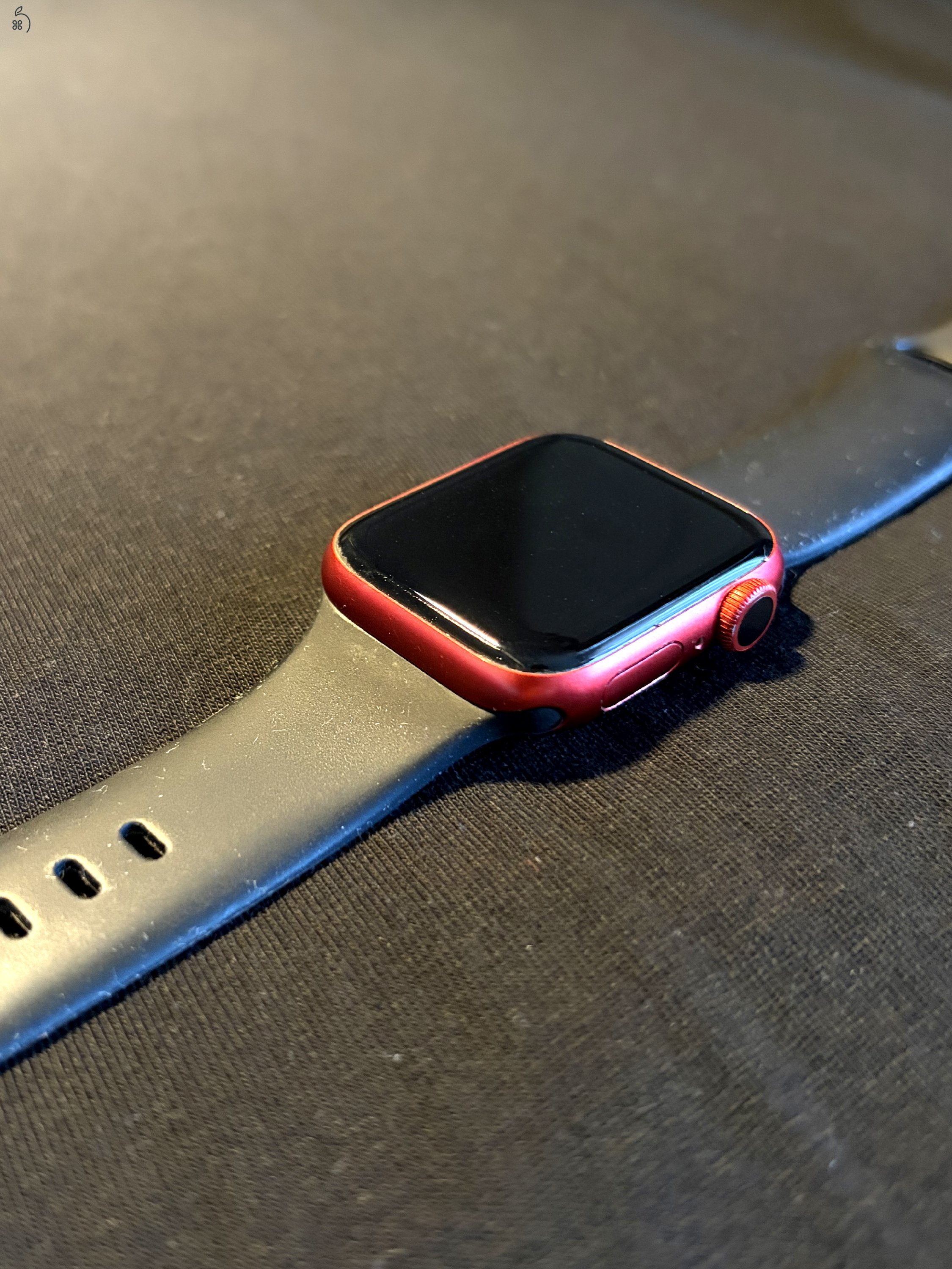 Eladó Apple Watch 6 GPS + Cellular / 40 mm
