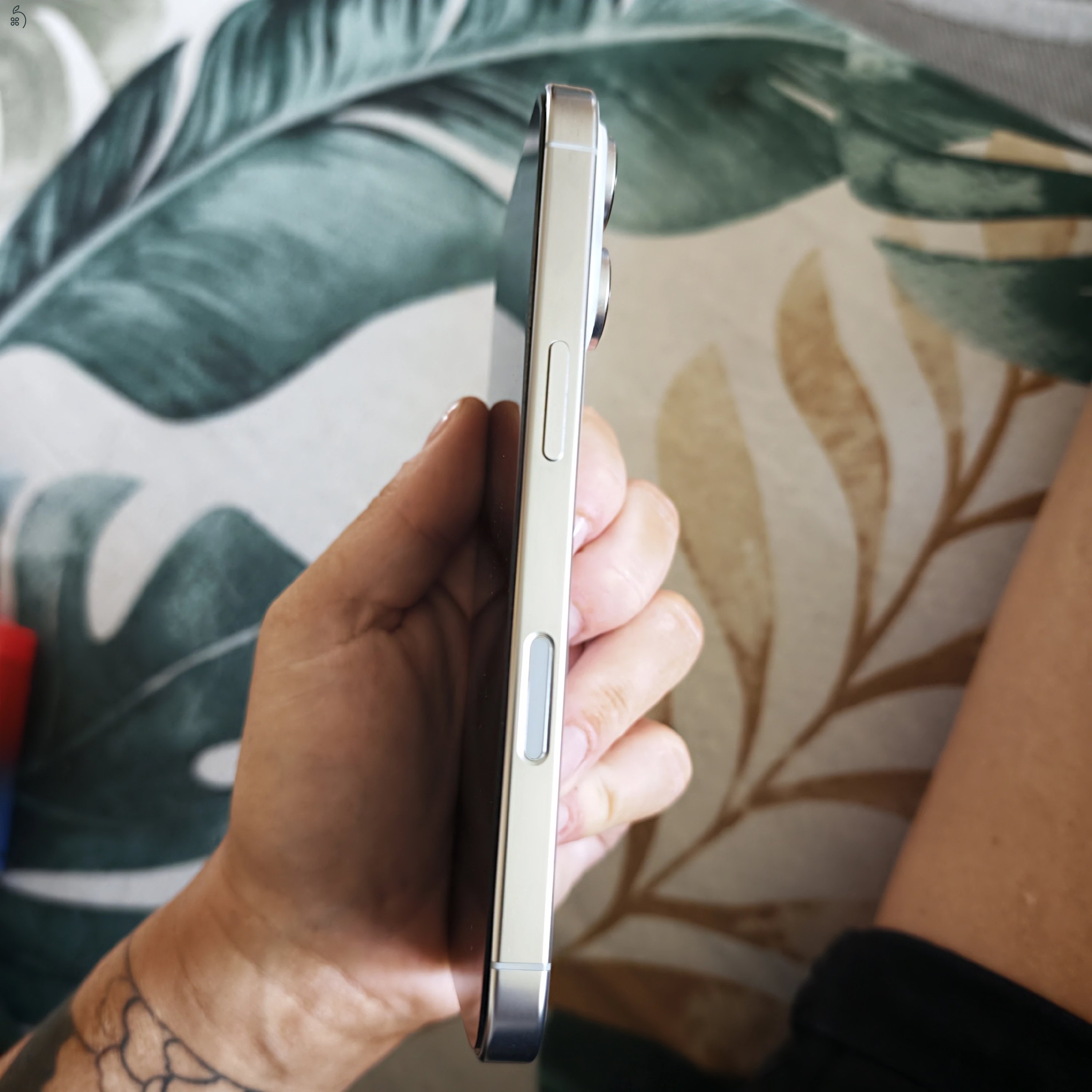 iPhone 16 pro 