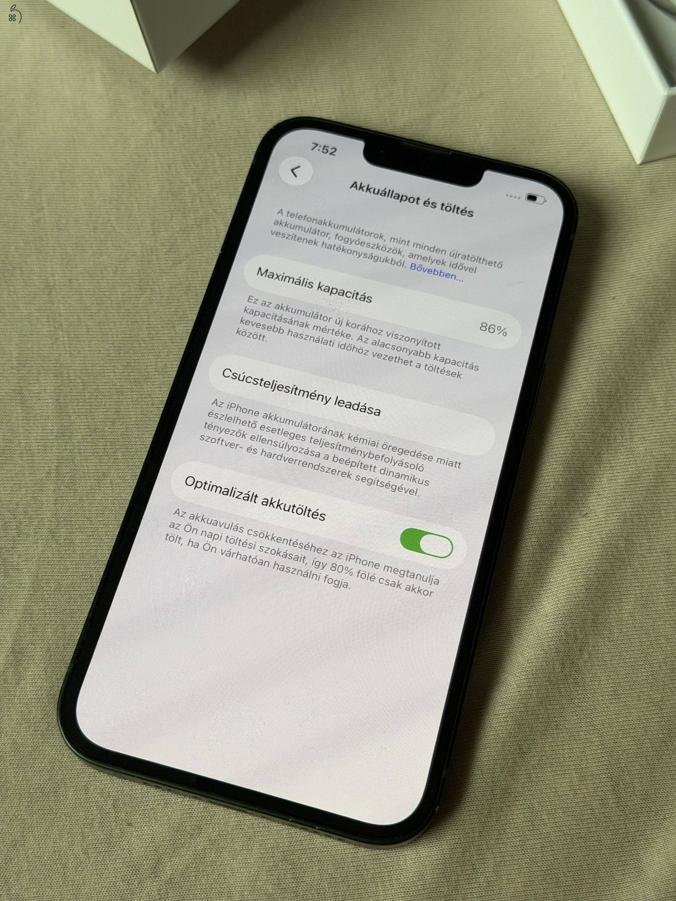 Iphone 13 - 128GB - 86% - gyári tartozékok - ajándék tok