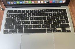 MacBook Air (13 hüvelykes, M4, 2025)