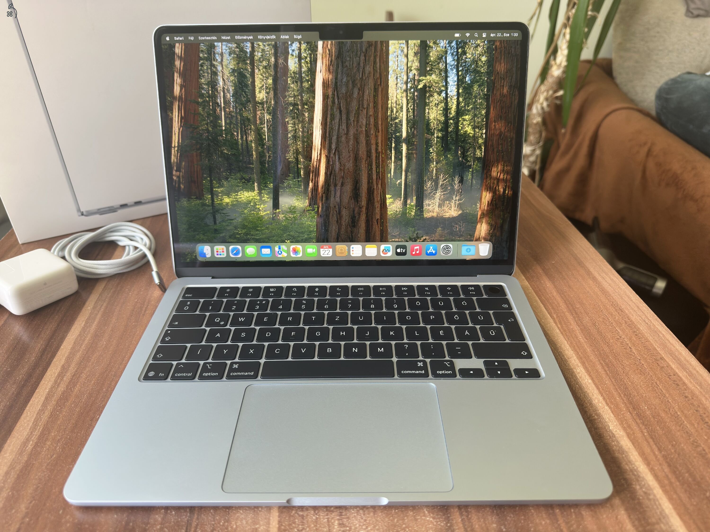 MacBook Air (13 hüvelykes, M4, 2025)