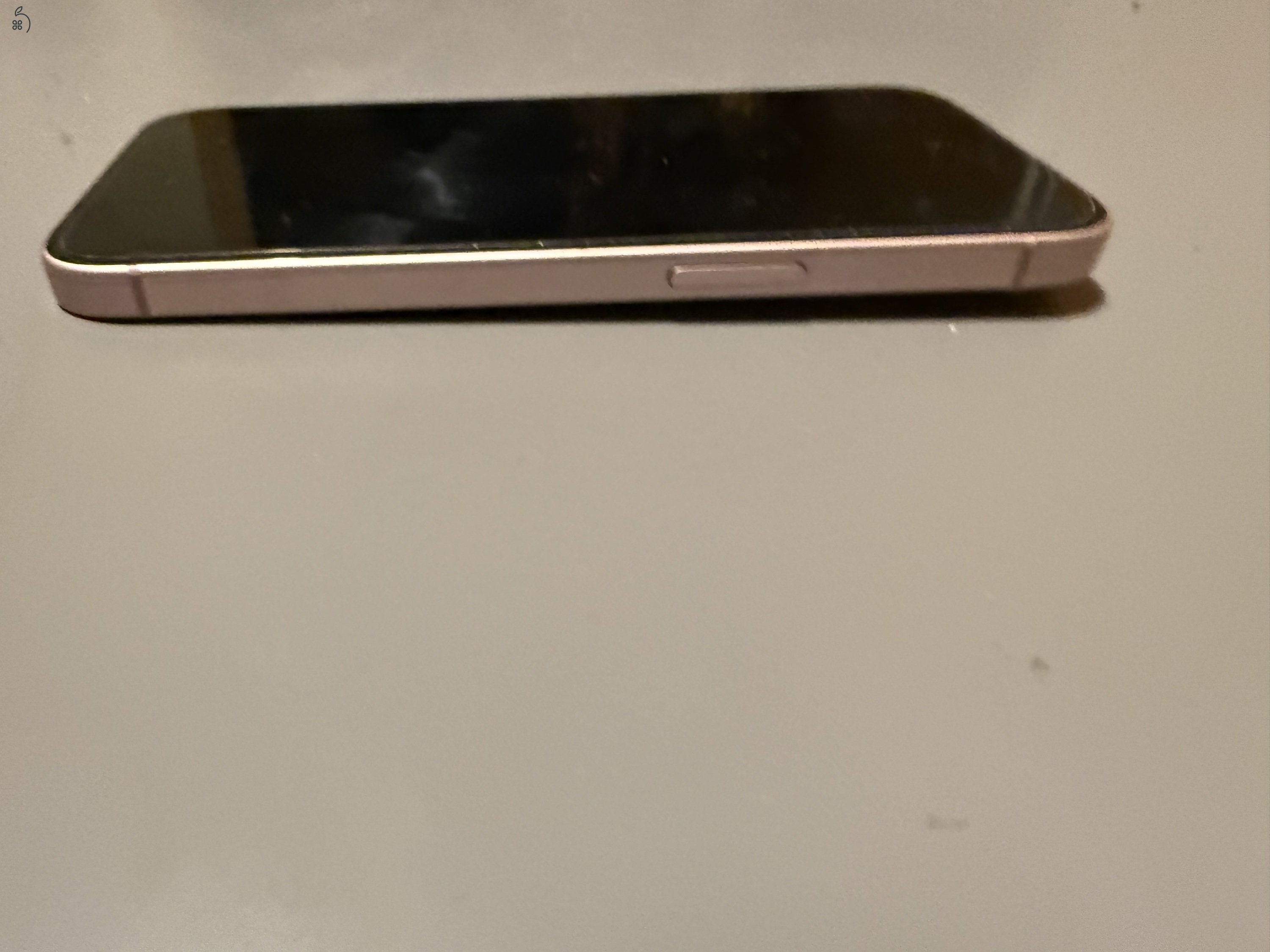 Iphone 15 rôzsaszìn