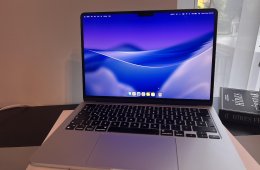 MacBook Air M2(10 magos GPU 16GB RAM, 512GB SSD)