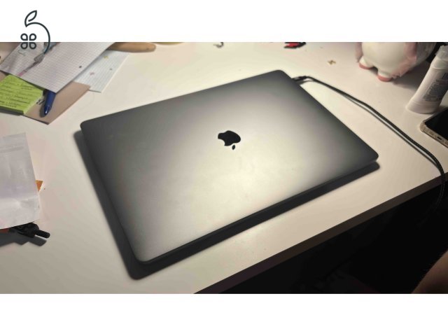 Apple MacBook Pro 16