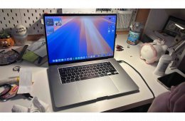 Apple MacBook Pro 16