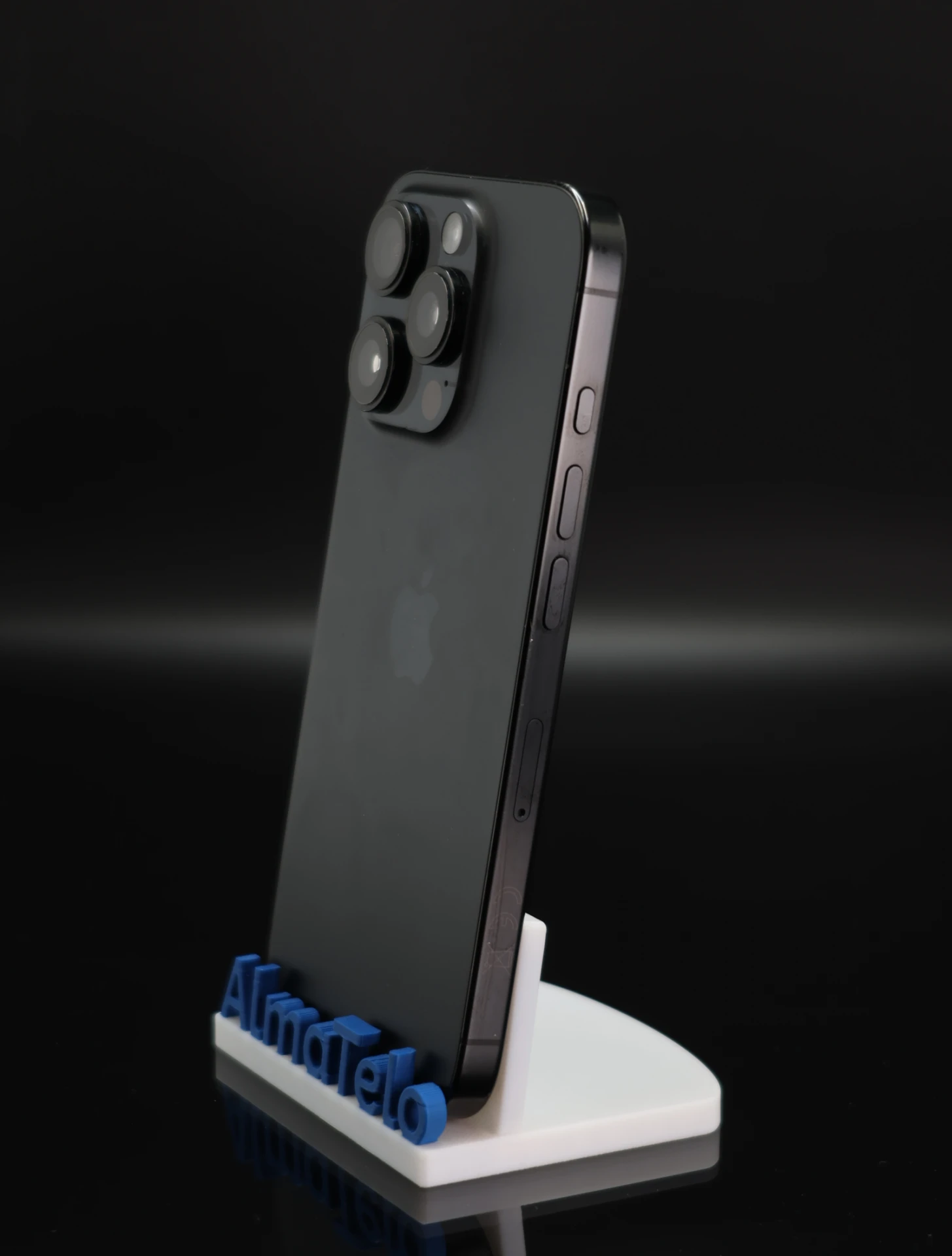 Apple iPhone 16 Pro 128 GB Black Titanium 94% akku - 12 HÓ GARANCIA
