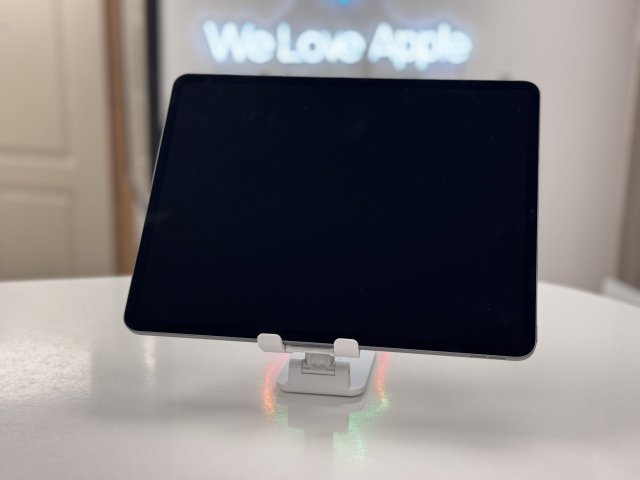 iPad Pro 256GB, 5th Gen, M2, 13