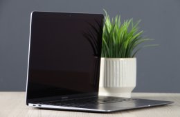 Apple Macbook Air 13