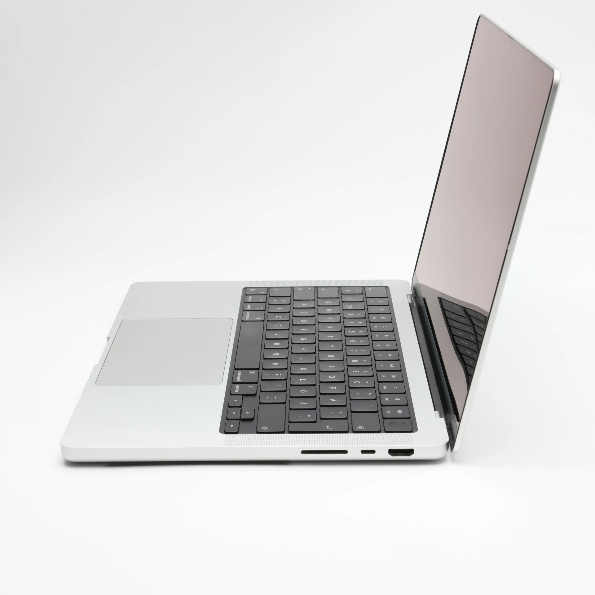 Apple MacBook Pro 14″ 2021 M1 Pro 512 GB 32 GB RAM Silver 100% HUN Bill