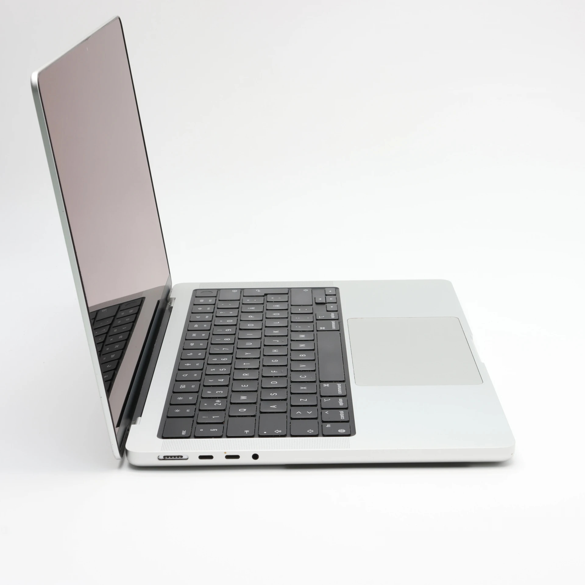 Apple MacBook Pro 14″ 2021 M1 Pro 512 GB 32 GB RAM Silver 100% HUN Bill