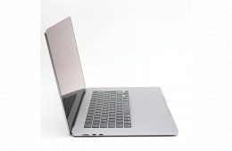 Apple MacBook Air M2 2023 15