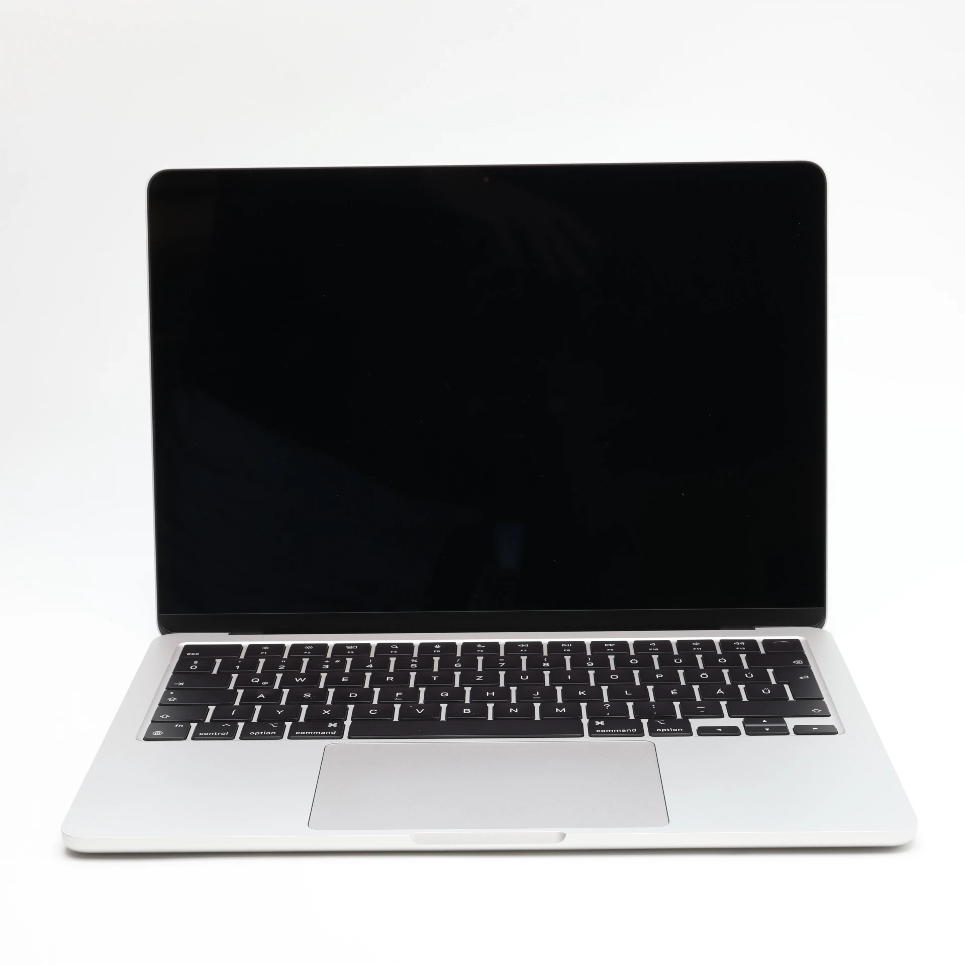 Apple MacBook Air 13″ 2022 M2 256 GB SSD 8 GB RAM Silver 100% HUN Bill