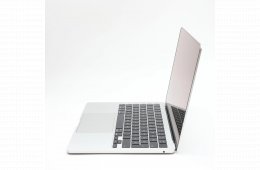 Apple MacBook Air 13″ 2022 M2 256 GB SSD 8 GB RAM Silver 100% HUN Bill