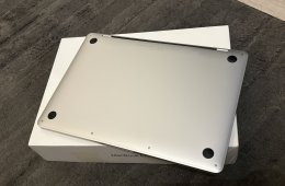 Apple MacBook Pro 13
