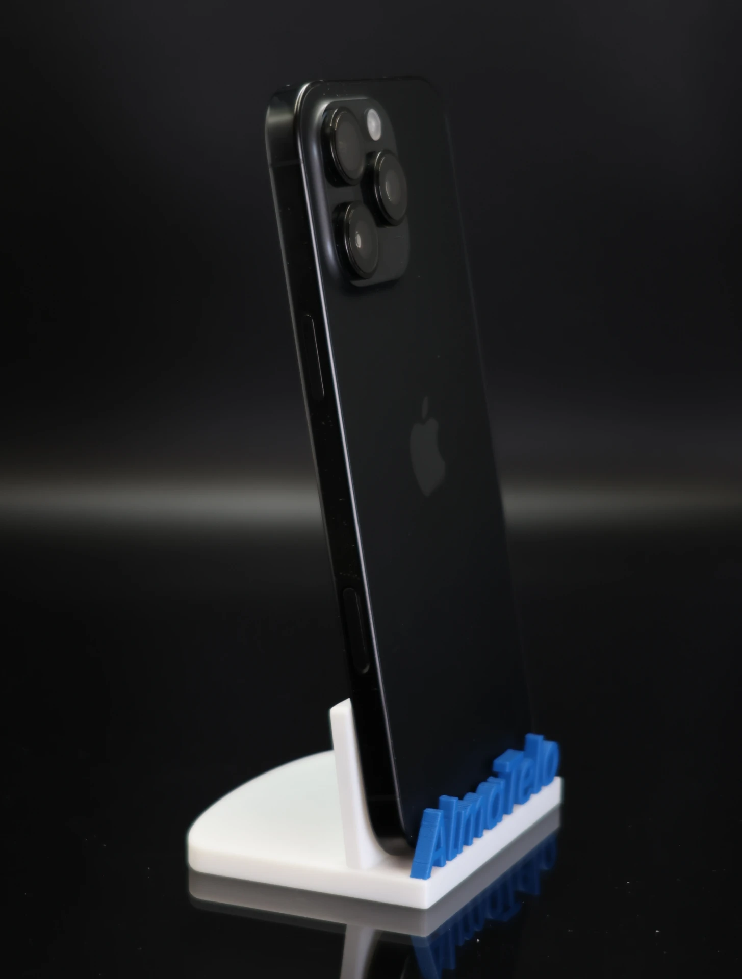 Apple iPhone 16 Pro Max 1TB Black Titanium 100% akku - 12 HÓ GARANCIA