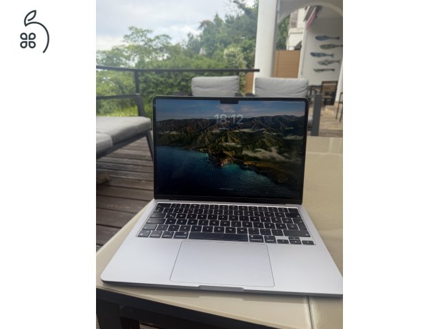 Hibátlan MacBook Air 2022 21 13 256GB  Számlával
