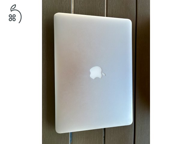 Macbook Air ( 2017 )