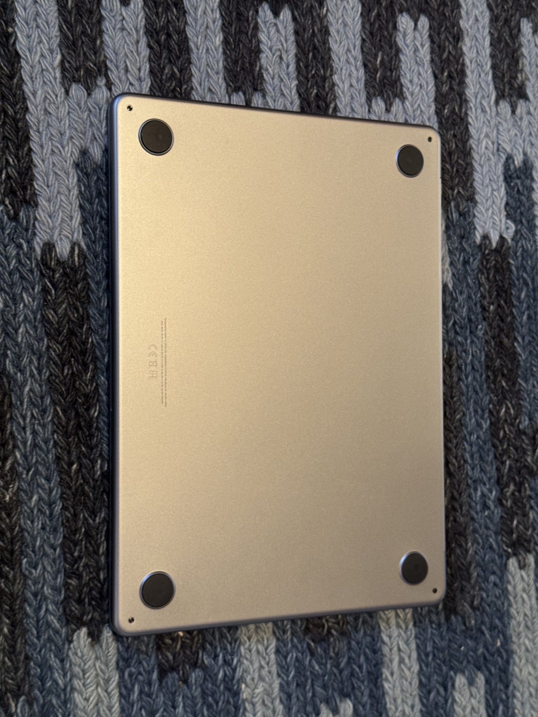 Eladó 2022 Macbook Air 13 M2 (8 core), 16Gb RAM, 512Gb SSD